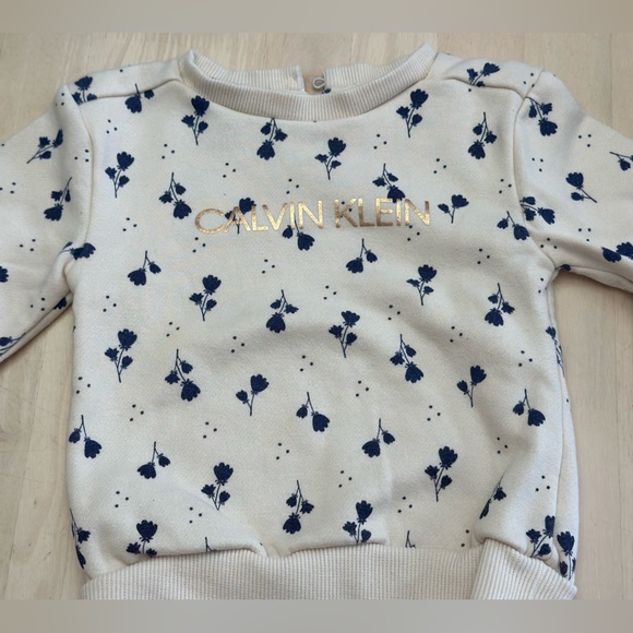 Calvin Klein Other - Calvin Klein Sweatshirt